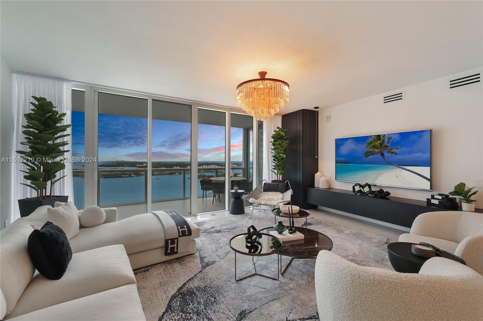 450 Alton Rd 2603, Miami Beach, Florida 33139, 3 Bedrooms Bedrooms, ,3 BathroomsBathrooms,Residentiallease,For Rent,450 Alton Rd 2603,A11507219