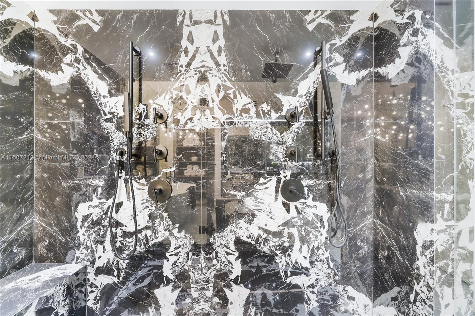 450 Alton Rd 2603, Miami Beach, Florida 33139, 3 Bedrooms Bedrooms, ,3 BathroomsBathrooms,Residentiallease,For Rent,450 Alton Rd 2603,A11507219