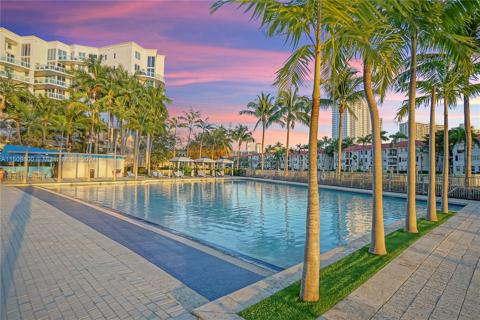 2950 NE 188th St 537, Aventura, Florida 33180, 3 Bedrooms Bedrooms, ,3 BathroomsBathrooms,Residential,For Sale,2950 NE 188th St 537,A11509600