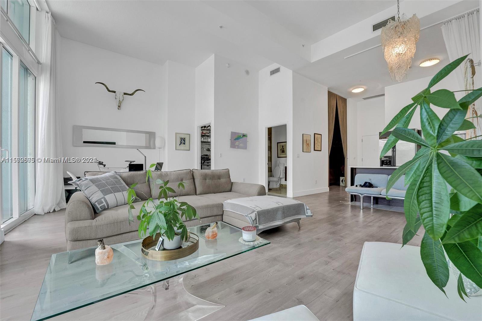 1900 N Bayshore Dr 508, Miami, Florida 33132, 1 Bedroom Bedrooms, ,1 BathroomBathrooms,Residential,For Sale,1900 N Bayshore Dr 508,A11509605