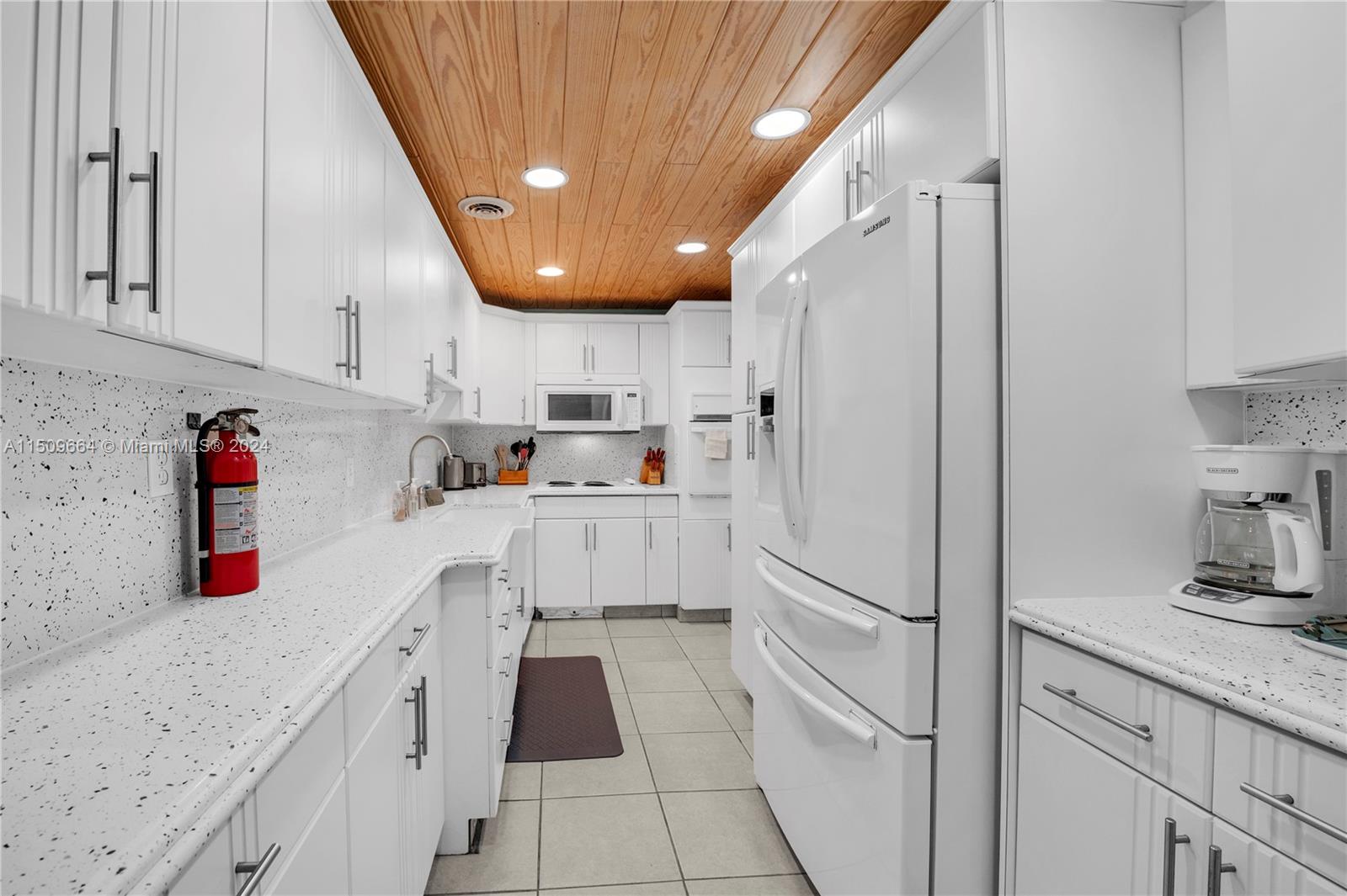 3901 S Ocean Dr 1D, Hollywood, Florida 33019, 1 Bedroom Bedrooms, ,1 BathroomBathrooms,Residential,For Sale,3901 S Ocean Dr 1D,A11509664