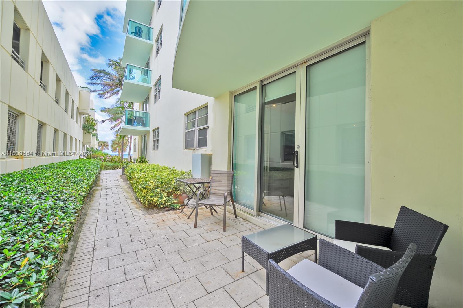 3901 S Ocean Dr 1D, Hollywood, Florida 33019, 1 Bedroom Bedrooms, ,1 BathroomBathrooms,Residential,For Sale,3901 S Ocean Dr 1D,A11509664