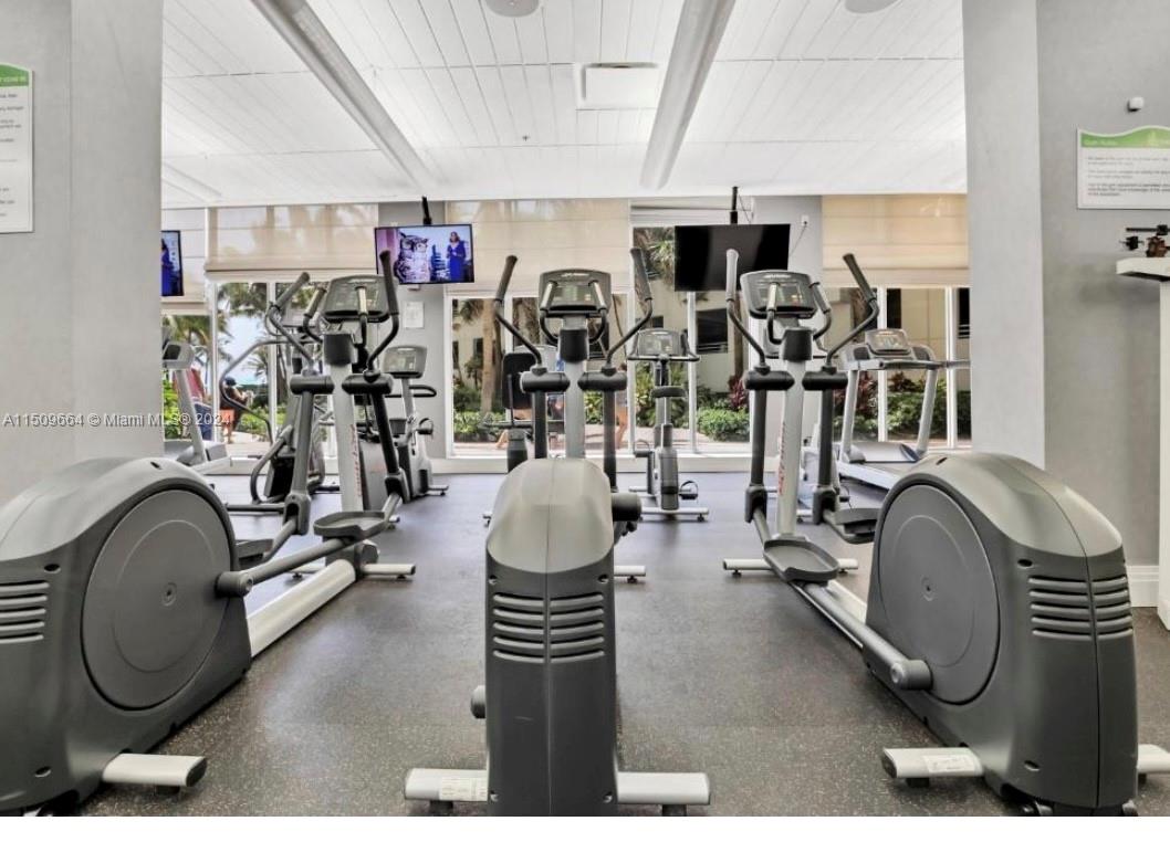 3901 S Ocean Dr 1D, Hollywood, Florida 33019, 1 Bedroom Bedrooms, ,1 BathroomBathrooms,Residential,For Sale,3901 S Ocean Dr 1D,A11509664