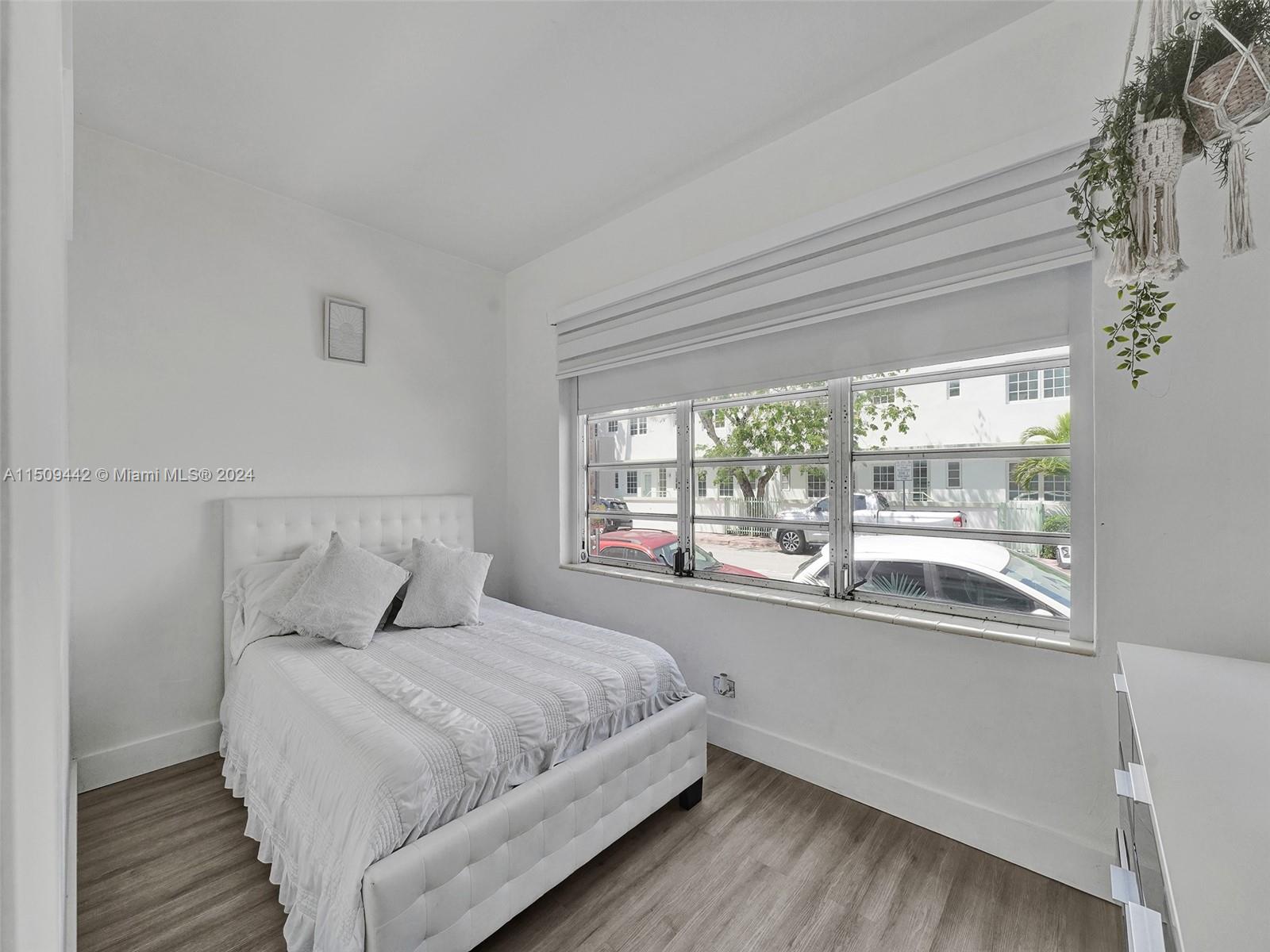 730 12th St 9, Miami Beach, Florida 33139, 1 Bedroom Bedrooms, ,1 BathroomBathrooms,Residentiallease,For Rent,730 12th St 9,A11509442