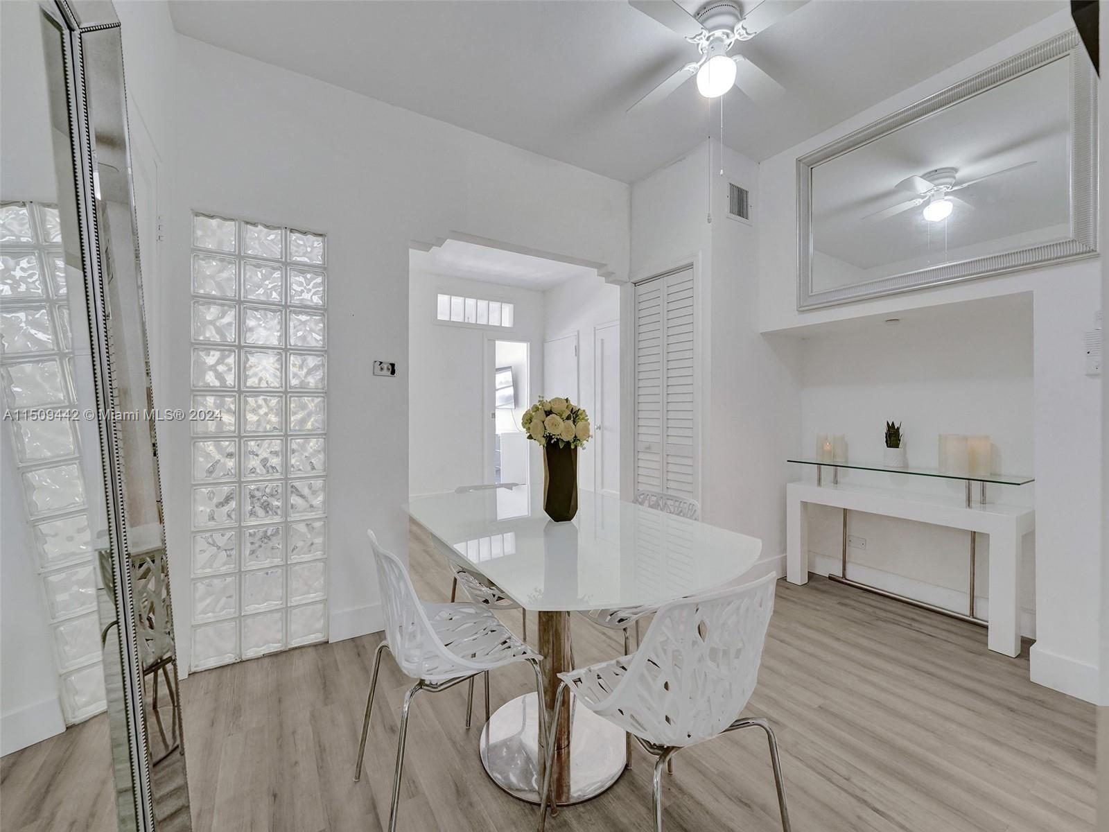 730 12th St 9, Miami Beach, Florida 33139, 1 Bedroom Bedrooms, ,1 BathroomBathrooms,Residentiallease,For Rent,730 12th St 9,A11509442