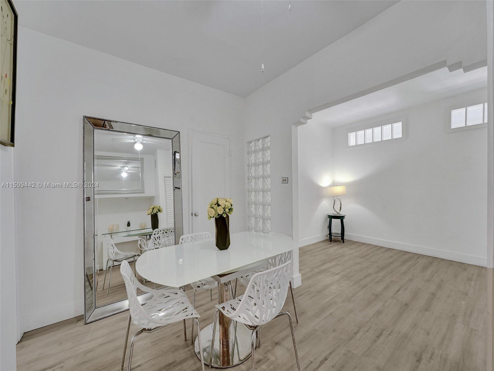 730 12th St 9, Miami Beach, Florida 33139, 1 Bedroom Bedrooms, ,1 BathroomBathrooms,Residentiallease,For Rent,730 12th St 9,A11509442