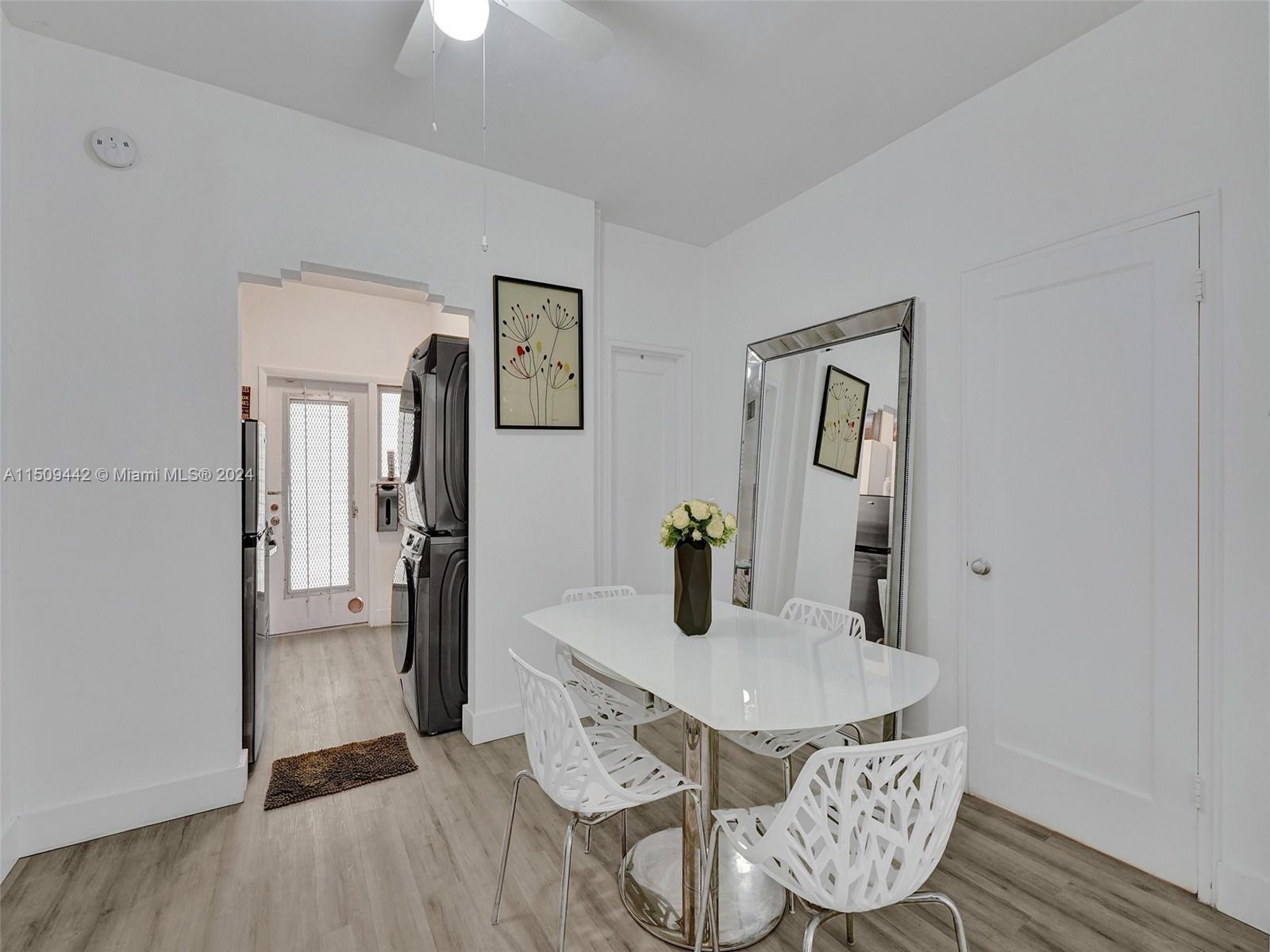 730 12th St 9, Miami Beach, Florida 33139, 1 Bedroom Bedrooms, ,1 BathroomBathrooms,Residentiallease,For Rent,730 12th St 9,A11509442