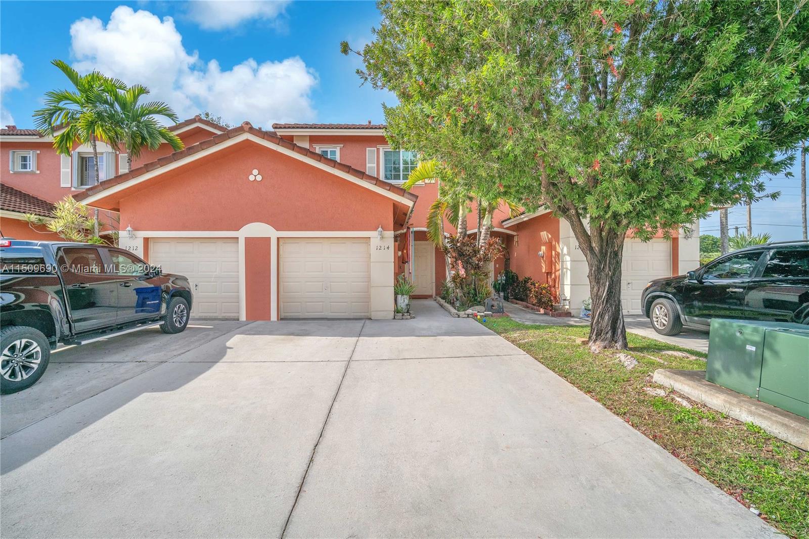 1214 100th Ave, Pembroke Pines, FL, 33024 United States, 3 Bedrooms Bedrooms, ,2 BathroomsBathrooms,Residential,For Sale,100th Ave,A11509690