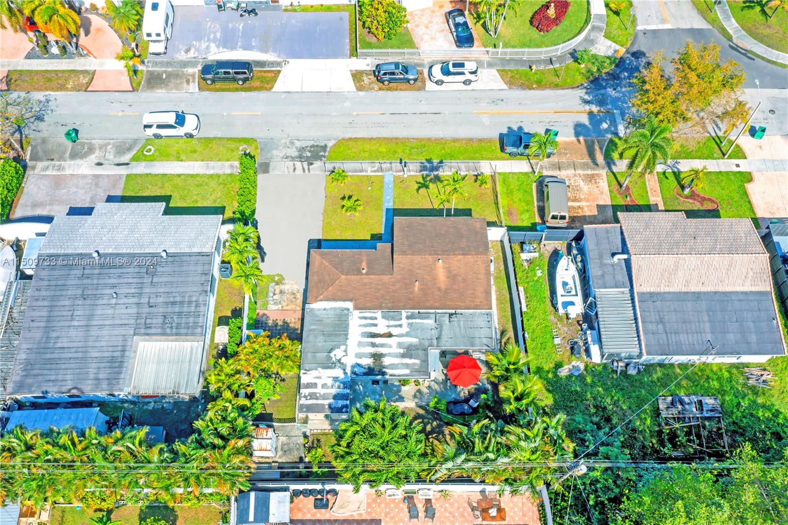 7884 NW 175th St, Hialeah, Florida 33015, 4 Bedrooms Bedrooms, ,2 BathroomsBathrooms,Residential,For Sale,7884 NW 175th St,A11509733