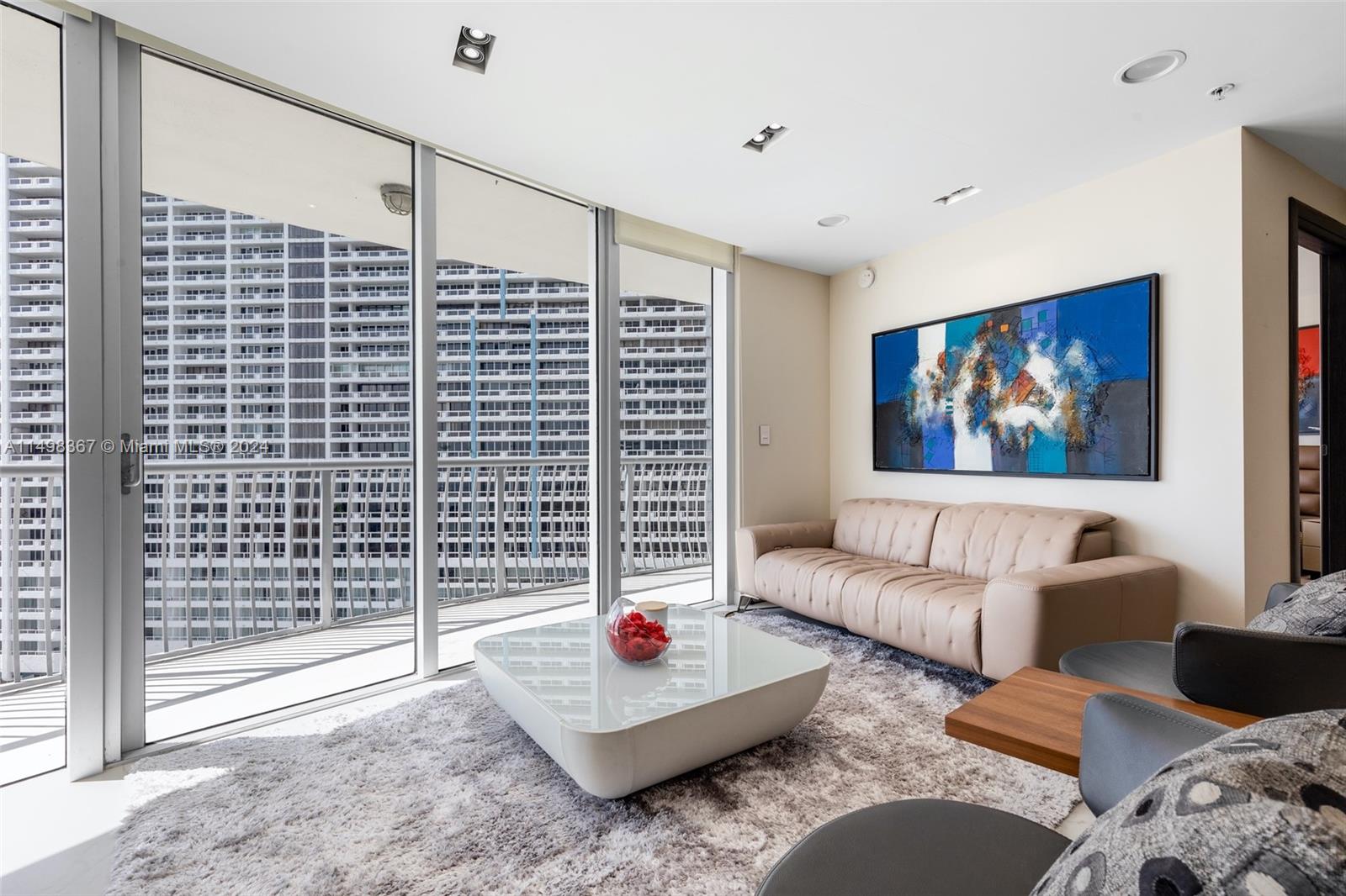 1750 N Bayshore Dr 1402, Miami, Florida 33132, 2 Bedrooms Bedrooms, ,2 BathroomsBathrooms,Residential,For Sale,1750 N Bayshore Dr 1402,A11498367