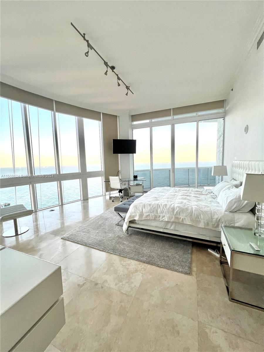16001 Collins Ave, Sunny Isles Beach, FL, 33160 United States, 3 Bedrooms Bedrooms, ,3 BathroomsBathrooms,Residential,For Sale,Collins Ave,A11508624
