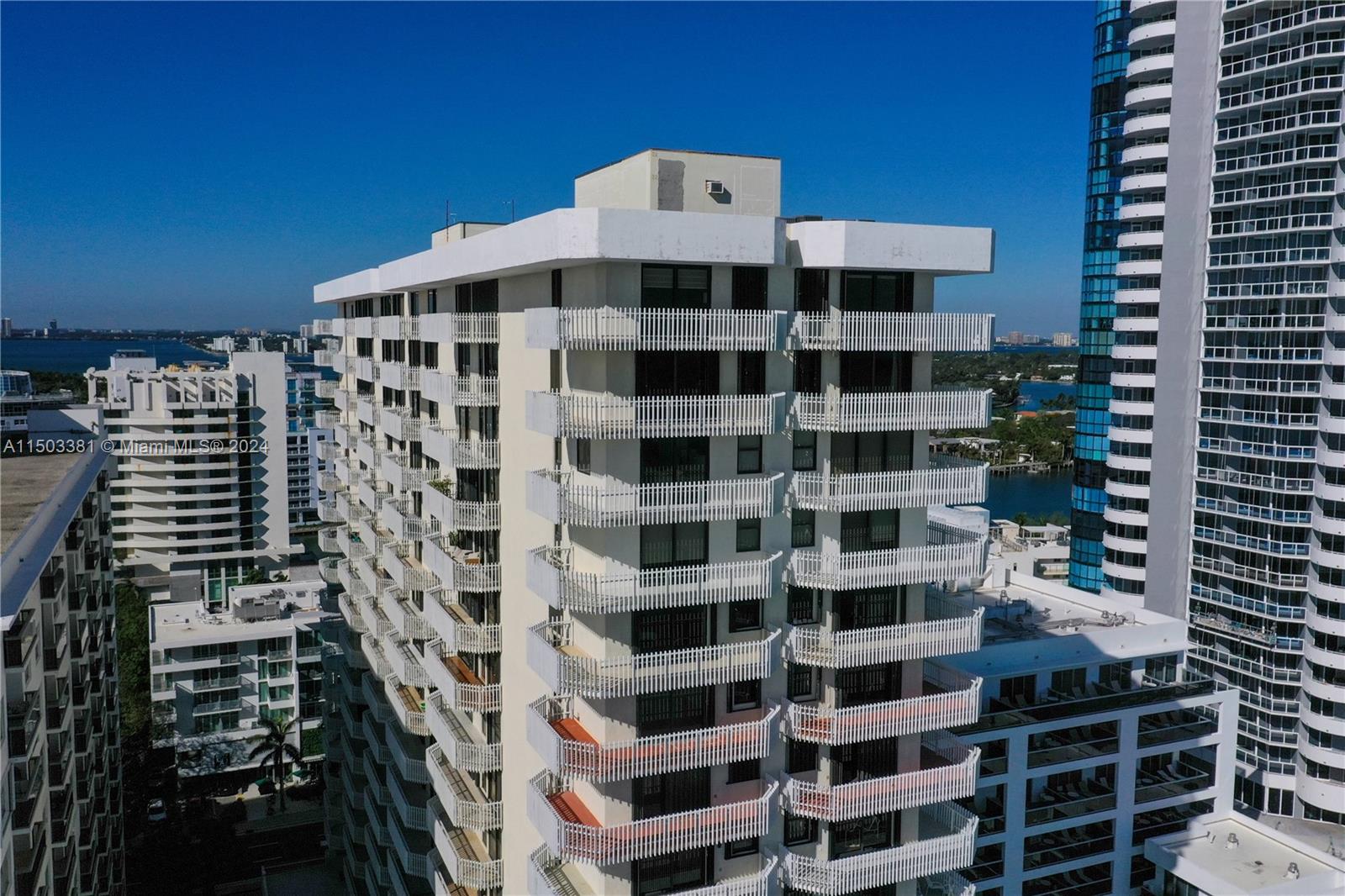 6061 Collins Ave 22F, Miami Beach, Florida 33140, 2 Bedrooms Bedrooms, ,2 BathroomsBathrooms,Residential,For Sale,6061 Collins Ave 22F,A11503381