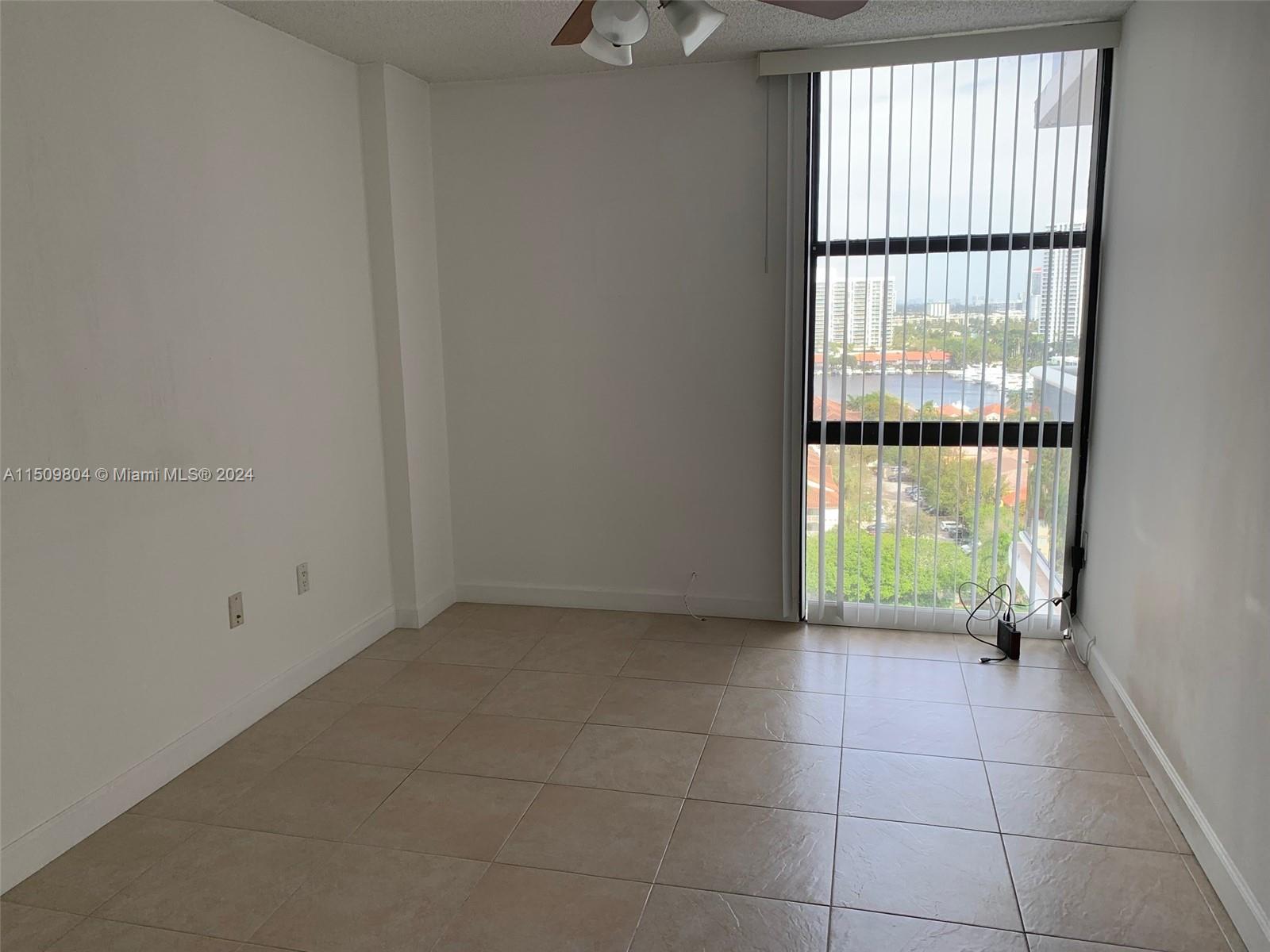 3675 N Country Club 1610, Aventura, Florida 33180, 2 Bedrooms Bedrooms, ,2 BathroomsBathrooms,Residentiallease,For Rent,3675 N Country Club 1610,A11509804