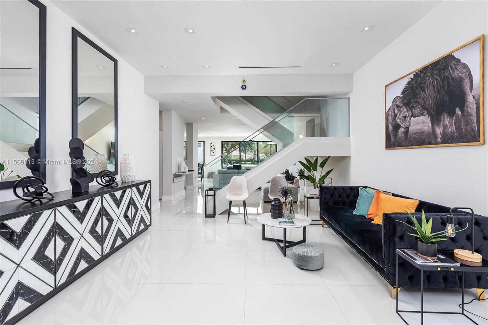 850 Washington St, Hollywood, FL, 33019 United States, 5 Bedrooms Bedrooms, ,5 BathroomsBathrooms,Residential,For Sale,Washington St,A11509813