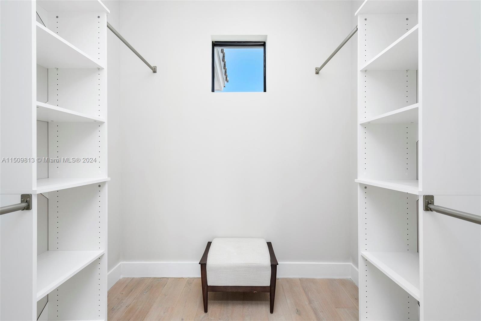 850 Washington St, Hollywood, FL, 33019 United States, 5 Bedrooms Bedrooms, ,5 BathroomsBathrooms,Residential,For Sale,Washington St,A11509813