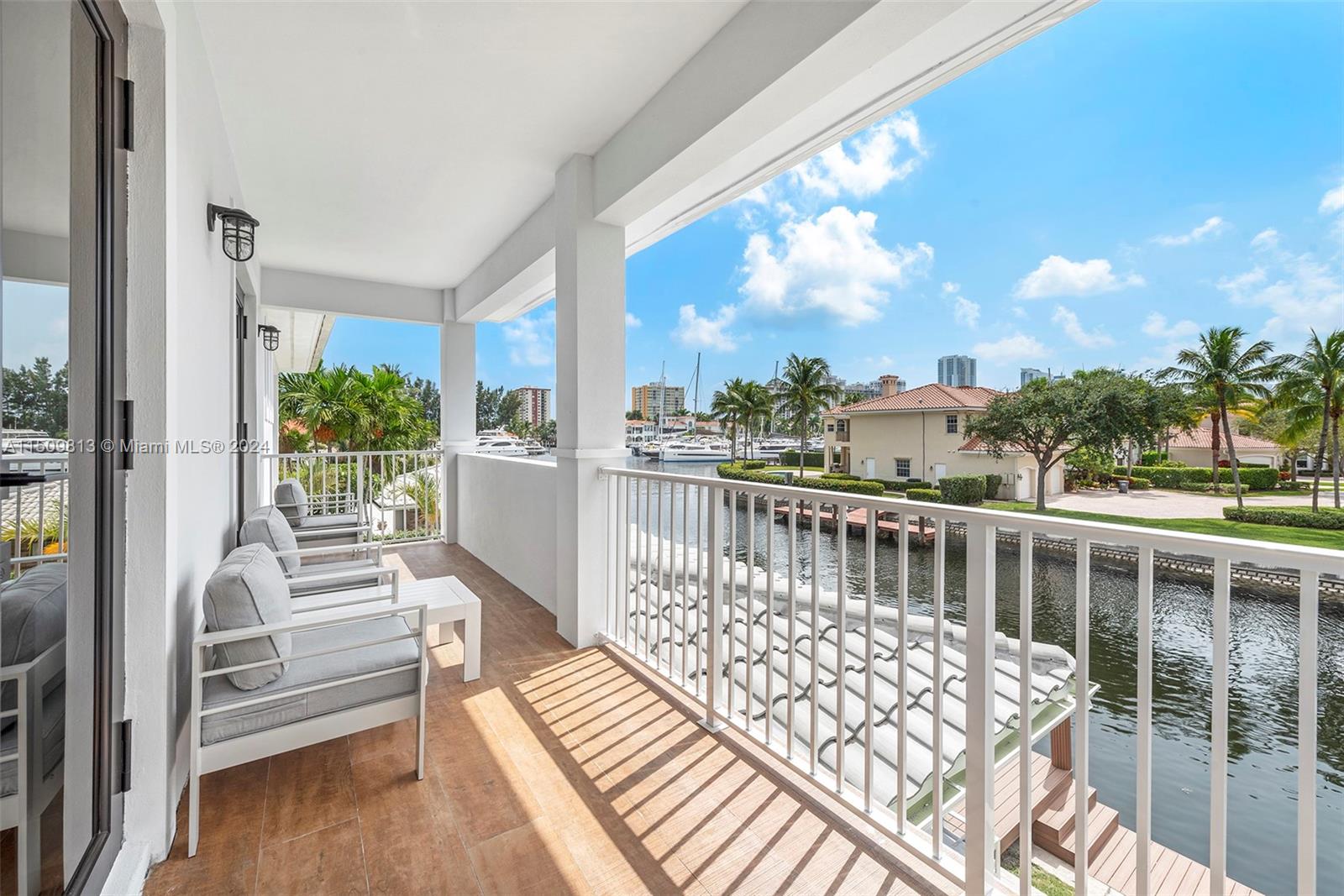 850 Washington St, Hollywood, FL, 33019 United States, 5 Bedrooms Bedrooms, ,5 BathroomsBathrooms,Residential,For Sale,Washington St,A11509813