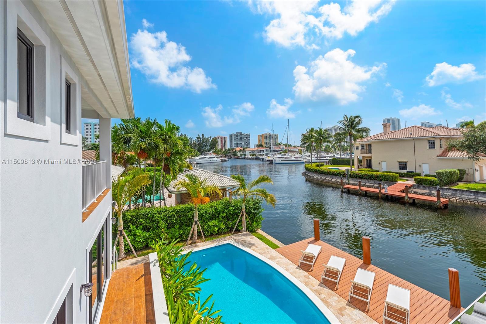 850 Washington St, Hollywood, FL, 33019 United States, 5 Bedrooms Bedrooms, ,5 BathroomsBathrooms,Residential,For Sale,Washington St,A11509813