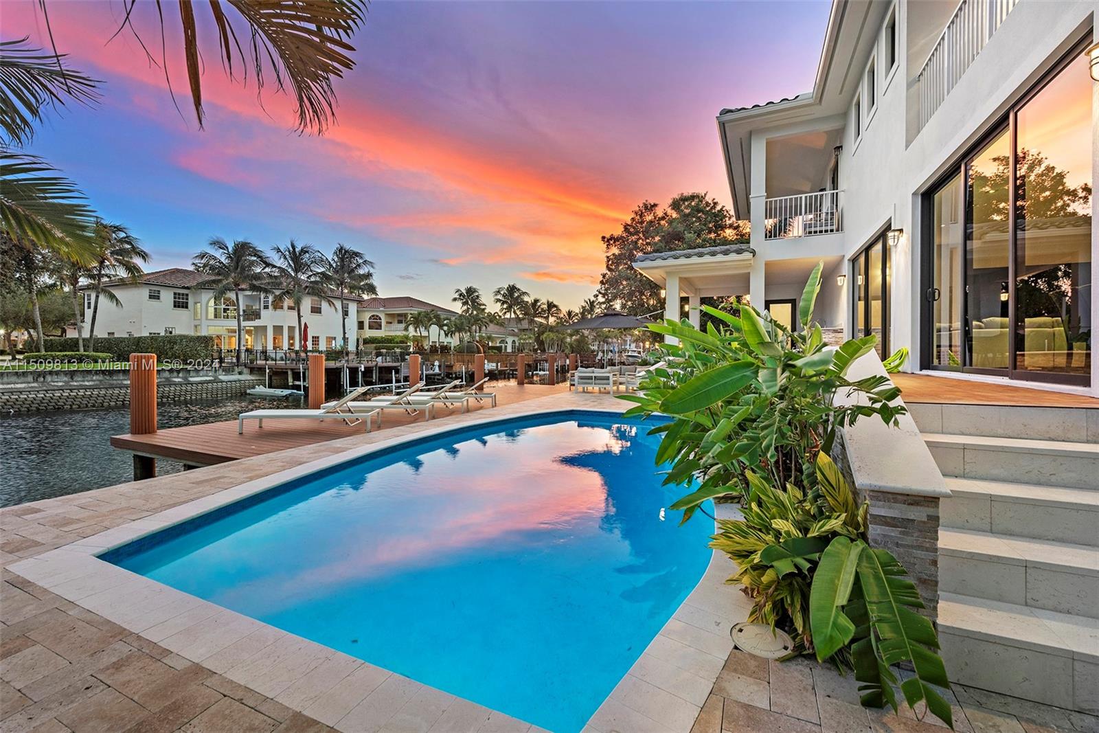 850 Washington St, Hollywood, FL, 33019 United States, 5 Bedrooms Bedrooms, ,5 BathroomsBathrooms,Residential,For Sale,Washington St,A11509813