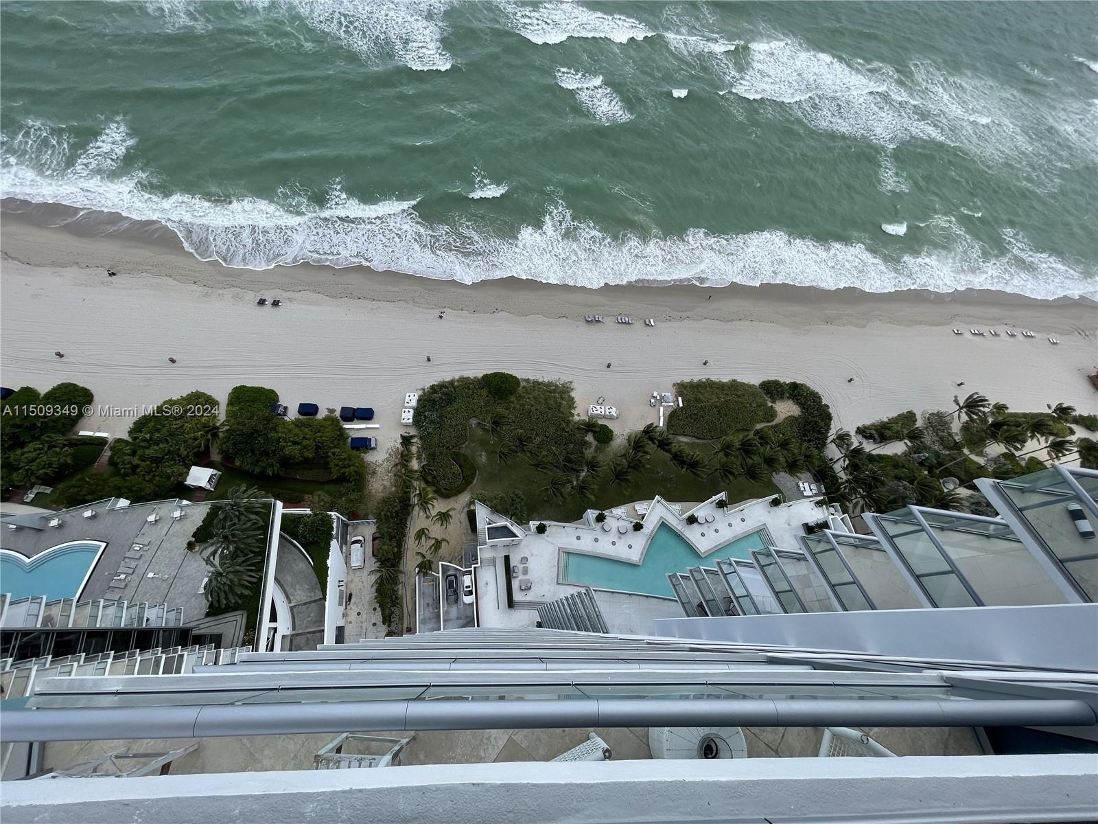 17001 Collins Ave, Sunny Isles Beach, FL, 33160 United States, 4 Bedrooms Bedrooms, ,4 BathroomsBathrooms,Residential,For Sale,Collins Ave,A11509349