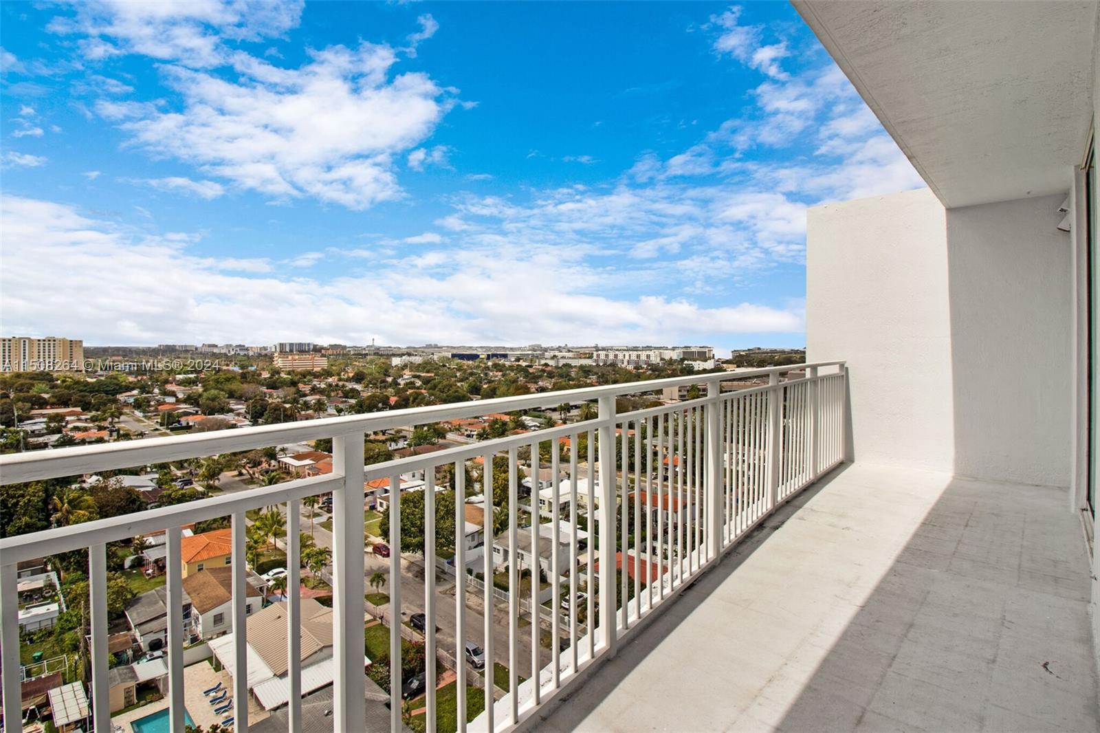 60 NW 37th Ave PH1, Miami, Florida 33125, 2 Bedrooms Bedrooms, ,2 BathroomsBathrooms,Residentiallease,For Rent,60 NW 37th Ave PH1,A11508264