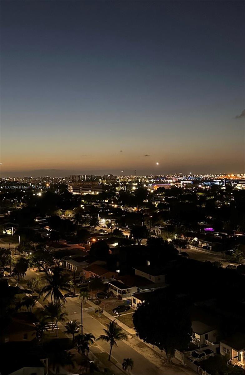 60 NW 37th Ave PH1, Miami, Florida 33125, 2 Bedrooms Bedrooms, ,2 BathroomsBathrooms,Residentiallease,For Rent,60 NW 37th Ave PH1,A11508264