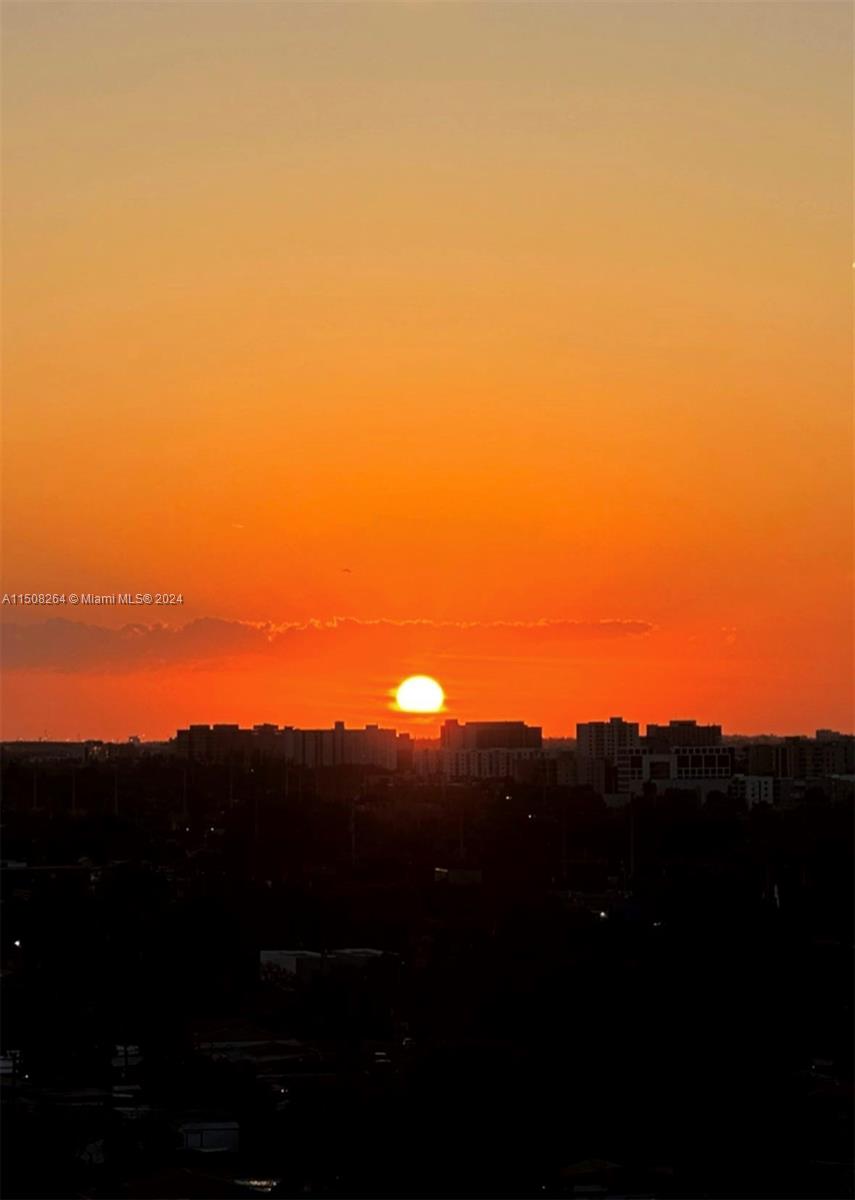 60 NW 37th Ave PH1, Miami, Florida 33125, 2 Bedrooms Bedrooms, ,2 BathroomsBathrooms,Residentiallease,For Rent,60 NW 37th Ave PH1,A11508264