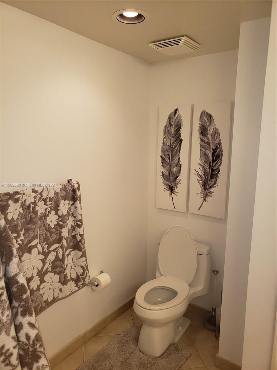 2080 S Ocean Dr 311, Hallandale Beach, Florida 33009, 3 Bedrooms Bedrooms, ,2 BathroomsBathrooms,Residentiallease,For Rent,2080 S Ocean Dr 311,A11509890