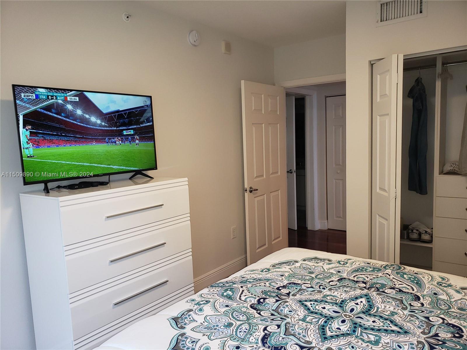 2080 S Ocean Dr 311, Hallandale Beach, Florida 33009, 3 Bedrooms Bedrooms, ,2 BathroomsBathrooms,Residentiallease,For Rent,2080 S Ocean Dr 311,A11509890