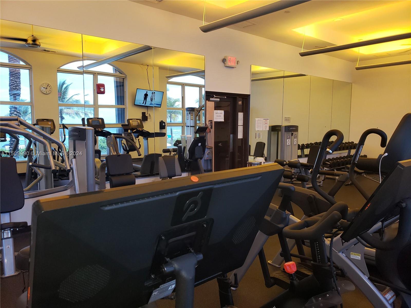 2080 S Ocean Dr 311, Hallandale Beach, Florida 33009, 3 Bedrooms Bedrooms, ,2 BathroomsBathrooms,Residentiallease,For Rent,2080 S Ocean Dr 311,A11509890