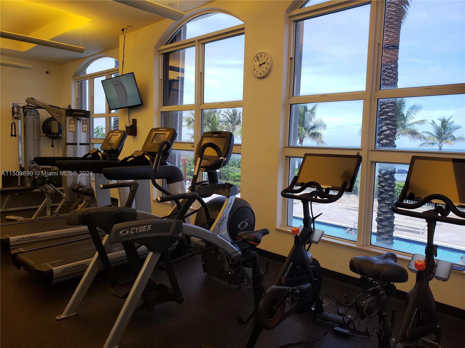 2080 S Ocean Dr 311, Hallandale Beach, Florida 33009, 3 Bedrooms Bedrooms, ,2 BathroomsBathrooms,Residentiallease,For Rent,2080 S Ocean Dr 311,A11509890