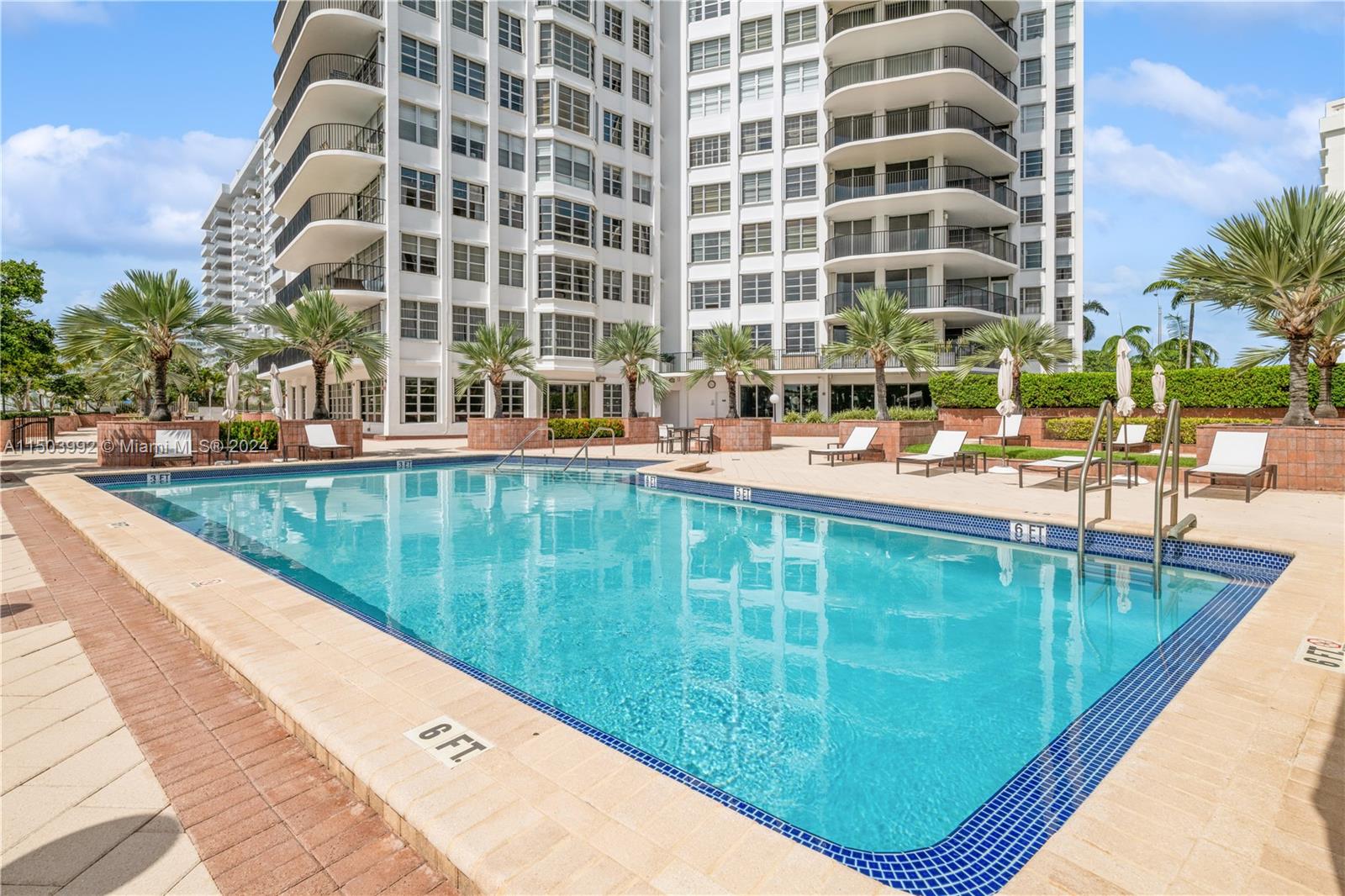 5660 Collins Ave 7B, Miami Beach, Florida 33140, 2 Bedrooms Bedrooms, ,3 BathroomsBathrooms,Residential,For Sale,5660 Collins Ave 7B,A11503992