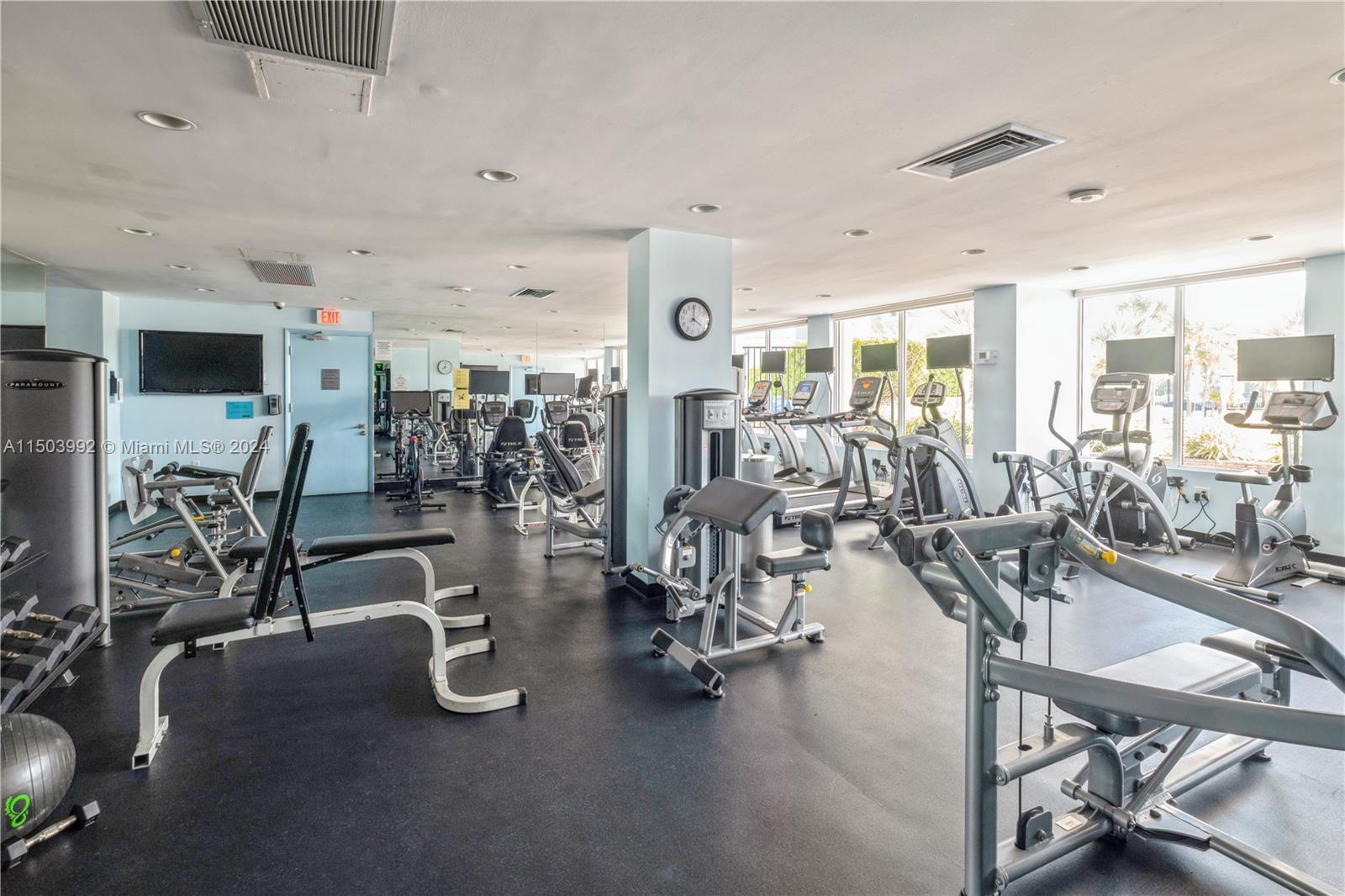 5660 Collins Ave 7B, Miami Beach, Florida 33140, 2 Bedrooms Bedrooms, ,3 BathroomsBathrooms,Residential,For Sale,5660 Collins Ave 7B,A11503992