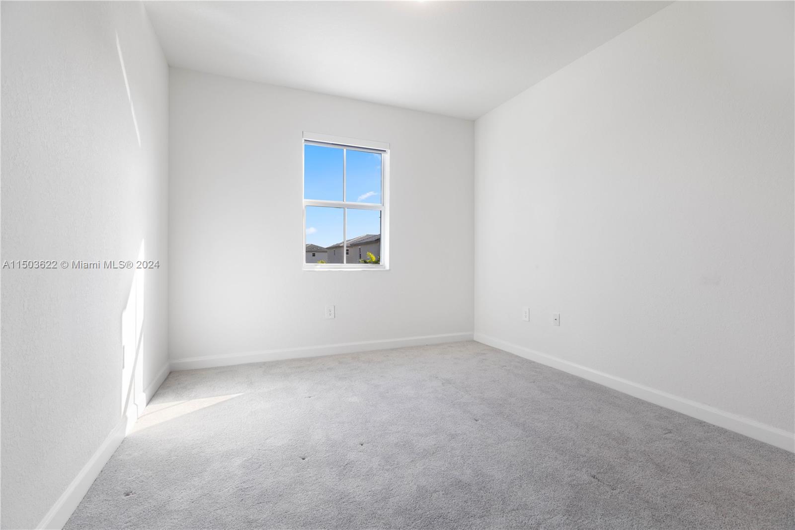 2701 SE 10 st 2701, Homestead, Florida 33035, 4 Bedrooms Bedrooms, ,2 BathroomsBathrooms,Residential,For Sale,2701 SE 10 st 2701,A11503622