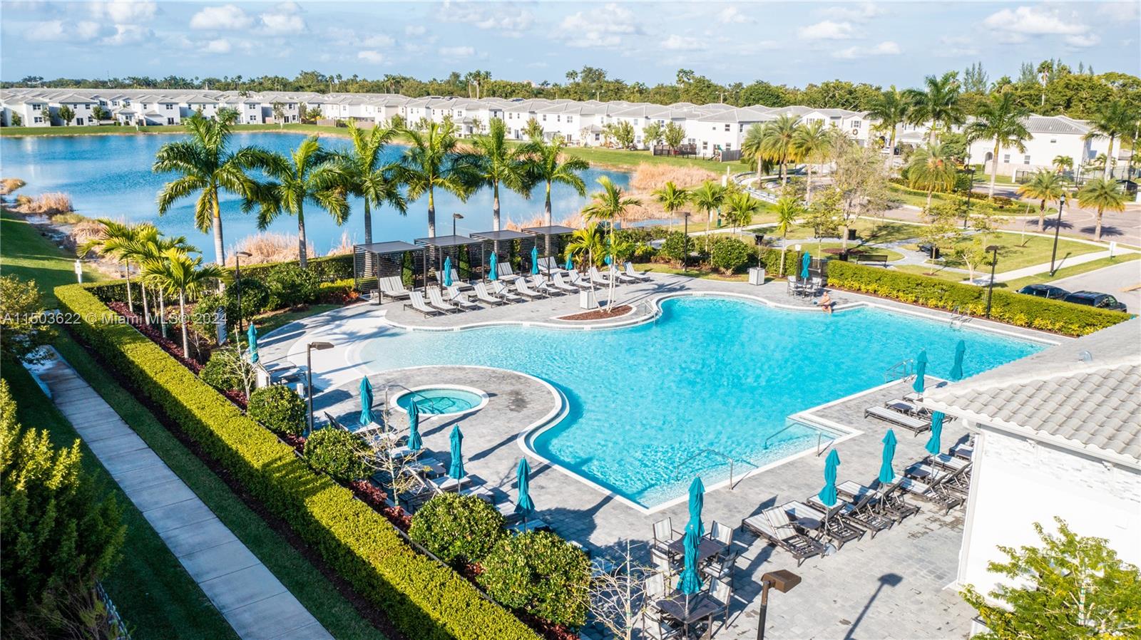 2701 SE 10 st 2701, Homestead, Florida 33035, 4 Bedrooms Bedrooms, ,2 BathroomsBathrooms,Residential,For Sale,2701 SE 10 st 2701,A11503622