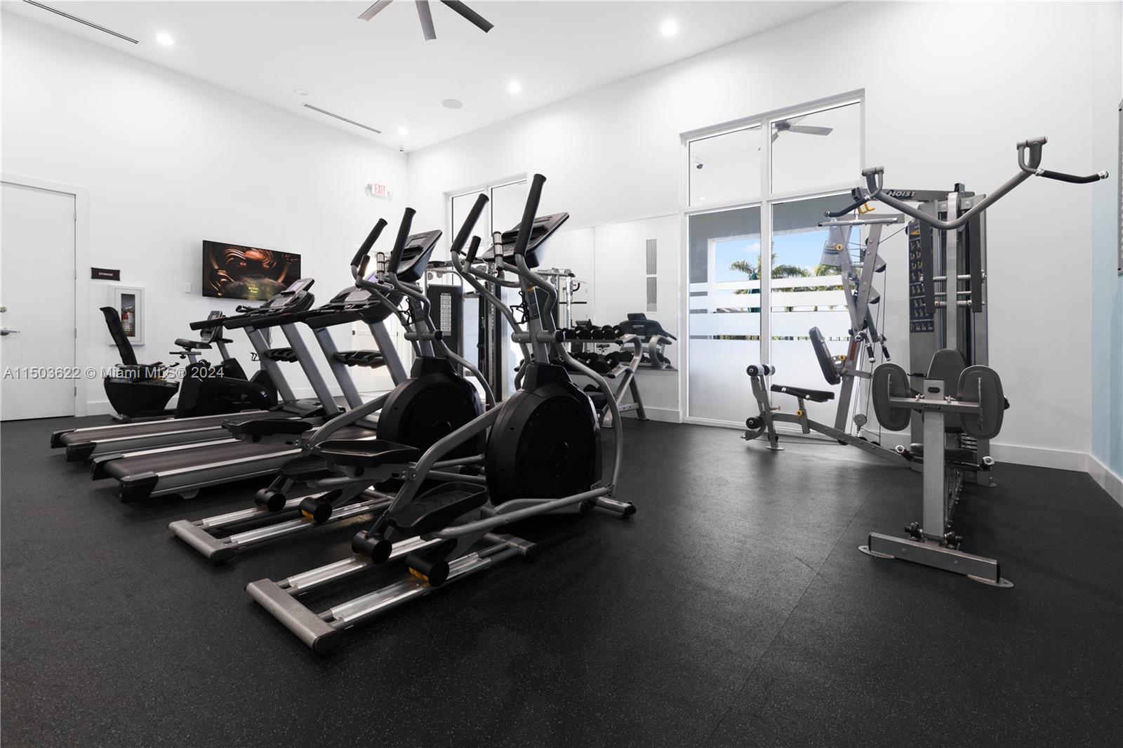 2701 SE 10 st 2701, Homestead, Florida 33035, 4 Bedrooms Bedrooms, ,2 BathroomsBathrooms,Residential,For Sale,2701 SE 10 st 2701,A11503622