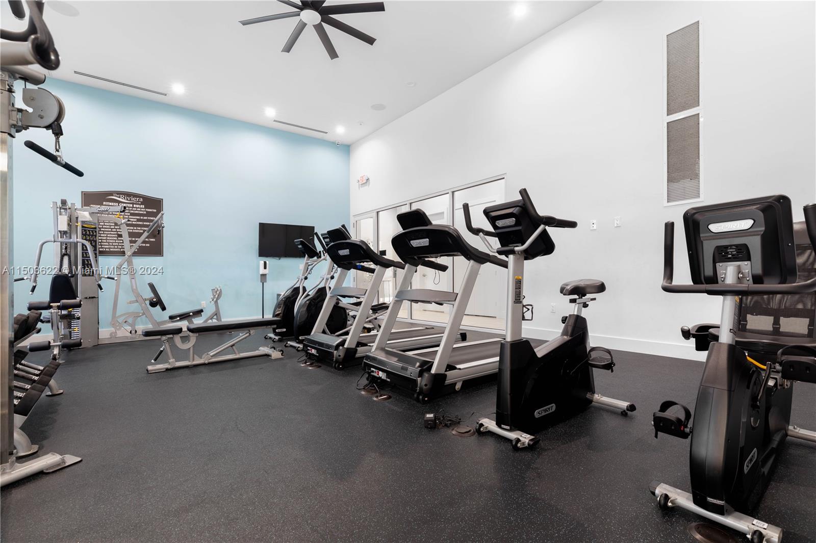 2701 SE 10 st 2701, Homestead, Florida 33035, 4 Bedrooms Bedrooms, ,2 BathroomsBathrooms,Residential,For Sale,2701 SE 10 st 2701,A11503622