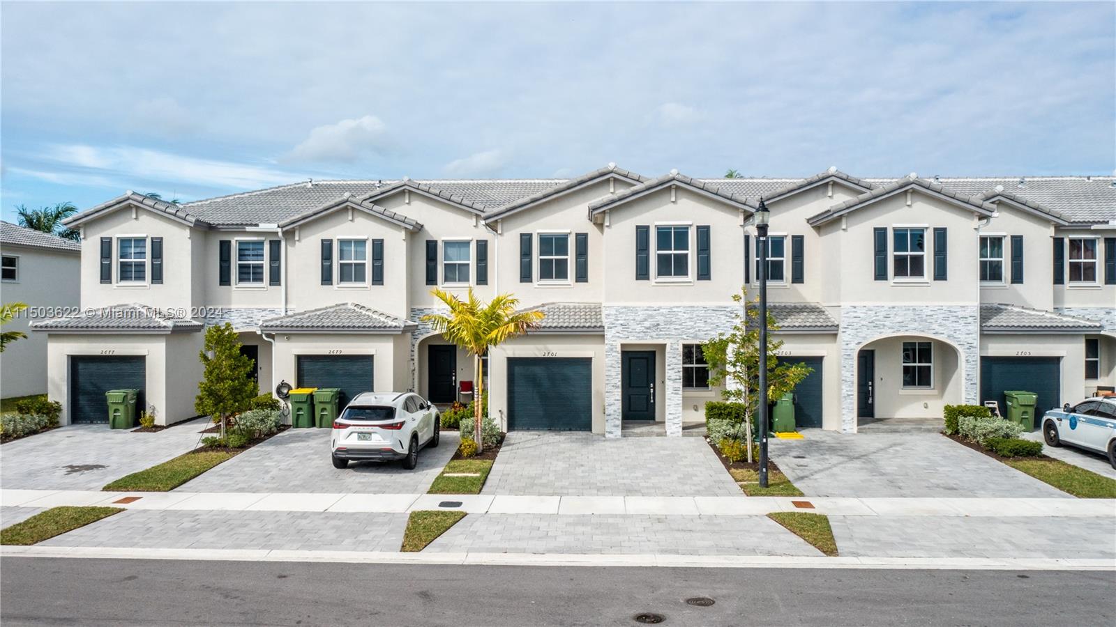 2701 SE 10 st 2701, Homestead, Florida 33035, 4 Bedrooms Bedrooms, ,2 BathroomsBathrooms,Residential,For Sale,2701 SE 10 st 2701,A11503622