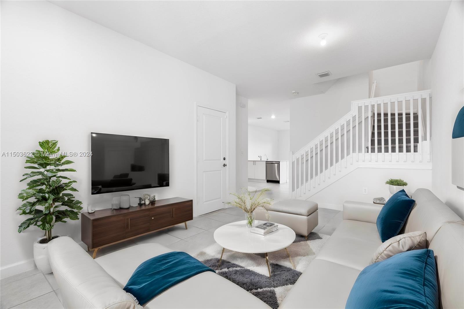 2701 SE 10 st 2701, Homestead, Florida 33035, 4 Bedrooms Bedrooms, ,2 BathroomsBathrooms,Residential,For Sale,2701 SE 10 st 2701,A11503622