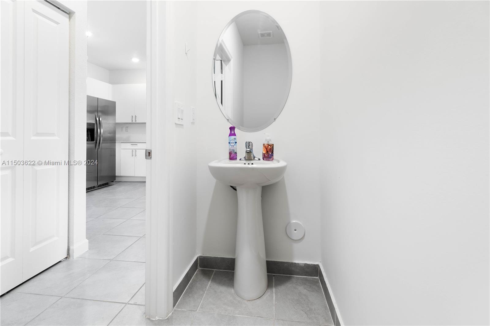 2701 SE 10 st 2701, Homestead, Florida 33035, 4 Bedrooms Bedrooms, ,2 BathroomsBathrooms,Residential,For Sale,2701 SE 10 st 2701,A11503622