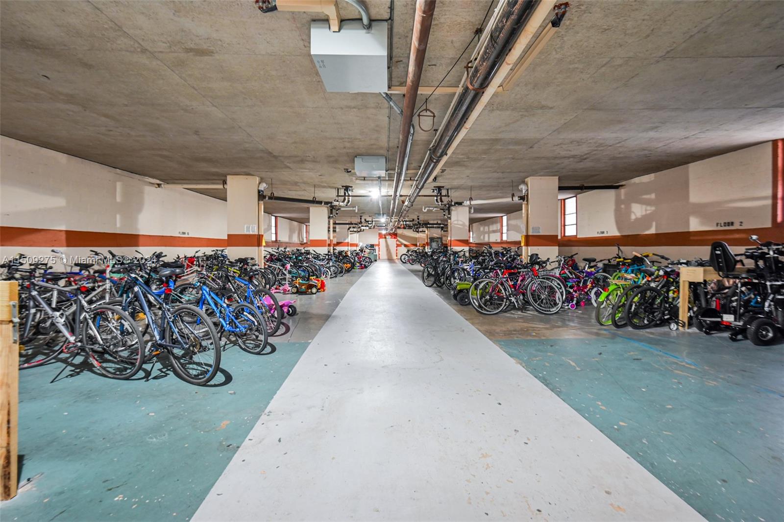 400 Leslie Dr 605, Hallandale Beach, Florida 33009, 1 Bedroom Bedrooms, ,1 BathroomBathrooms,Residential,For Sale,400 Leslie Dr 605,A11509275