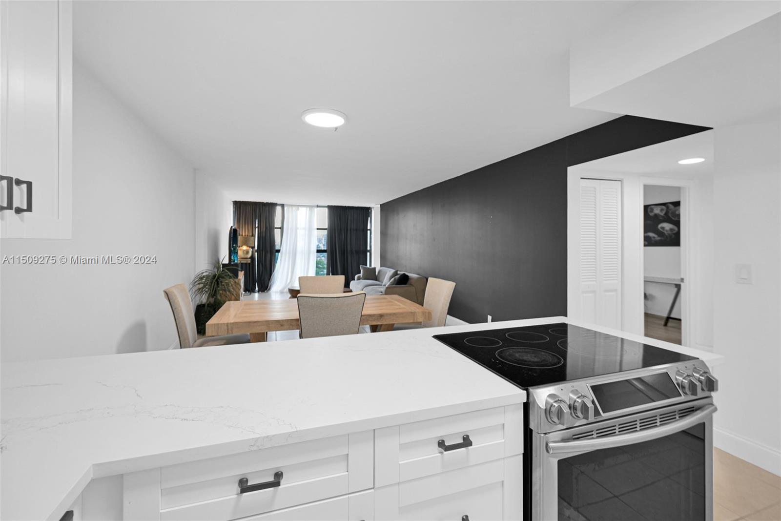 400 Leslie Dr 605, Hallandale Beach, Florida 33009, 1 Bedroom Bedrooms, ,1 BathroomBathrooms,Residential,For Sale,400 Leslie Dr 605,A11509275