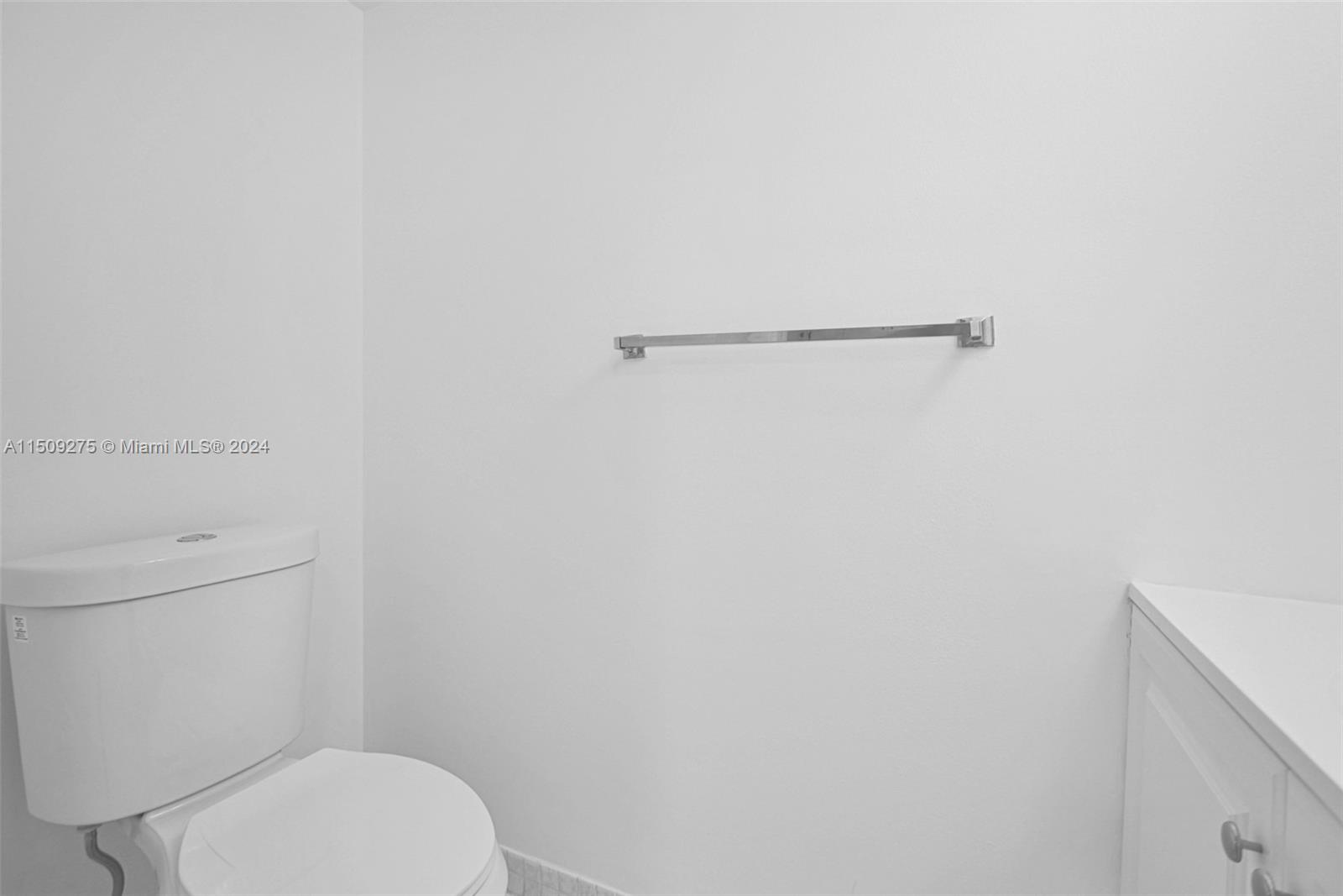 400 Leslie Dr 605, Hallandale Beach, Florida 33009, 1 Bedroom Bedrooms, ,1 BathroomBathrooms,Residential,For Sale,400 Leslie Dr 605,A11509275