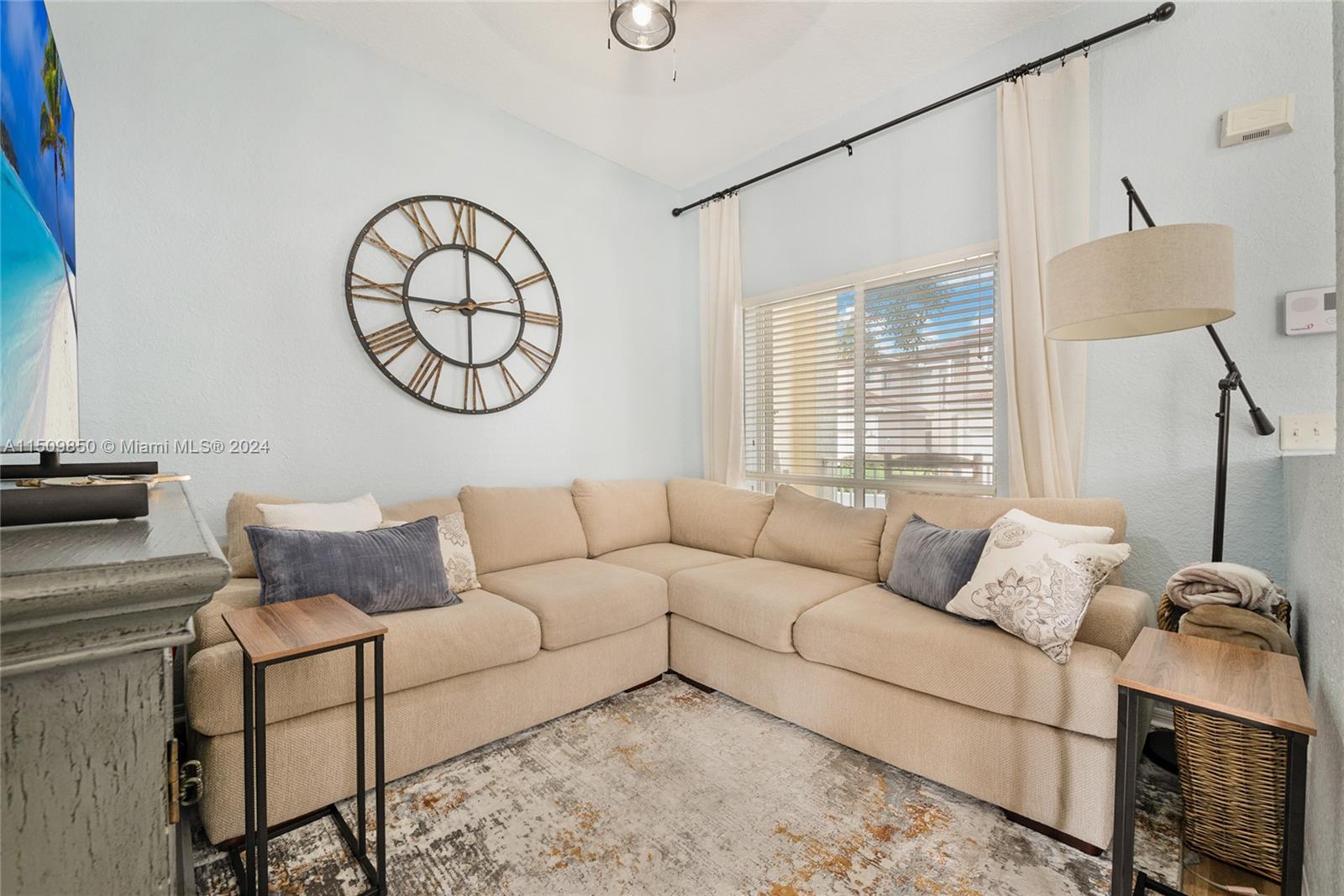 2374 SE 19th Ct, Homestead, Florida 33035, 4 Bedrooms Bedrooms, ,2 BathroomsBathrooms,Residential,For Sale,2374 SE 19th Ct,A11509850