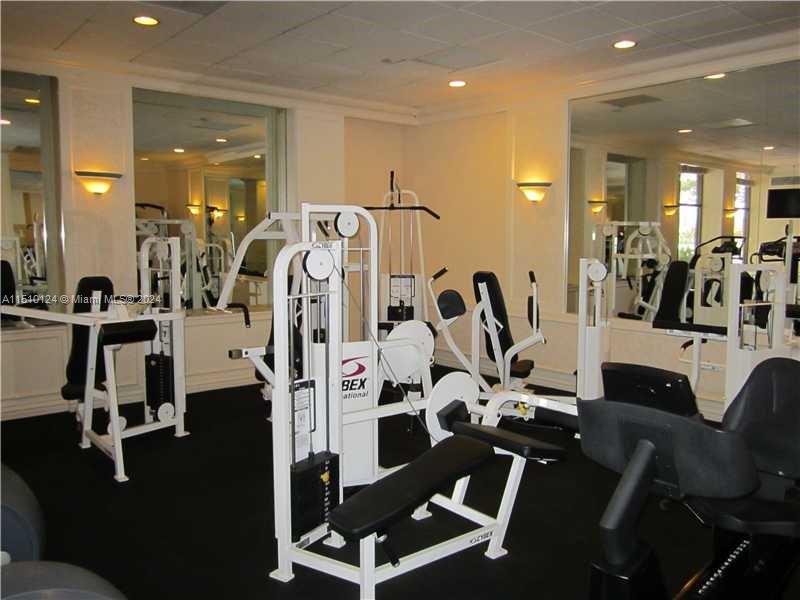 5700 Collins Ave 3D, Miami Beach, Florida 33140, 2 Bedrooms Bedrooms, ,2 BathroomsBathrooms,Residential,For Sale,5700 Collins Ave 3D,A11510124