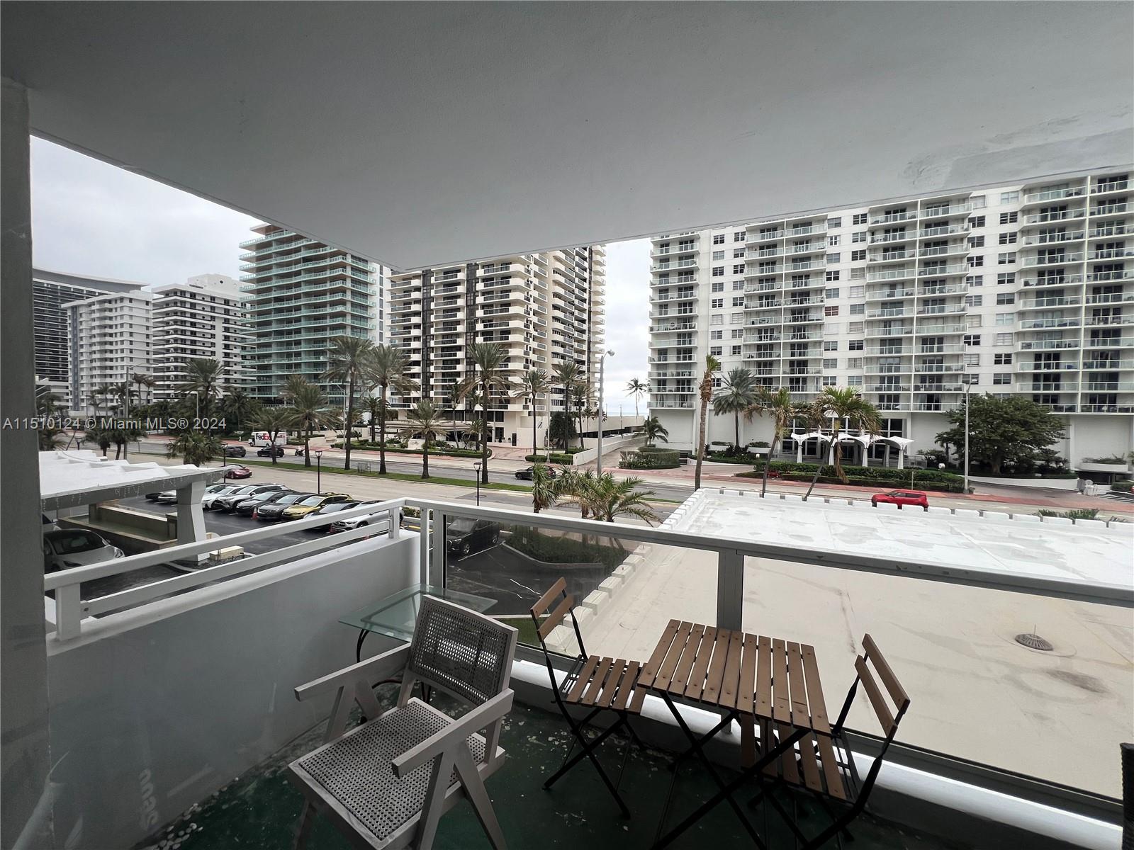 5700 Collins Ave 3D, Miami Beach, Florida 33140, 2 Bedrooms Bedrooms, ,2 BathroomsBathrooms,Residential,For Sale,5700 Collins Ave 3D,A11510124