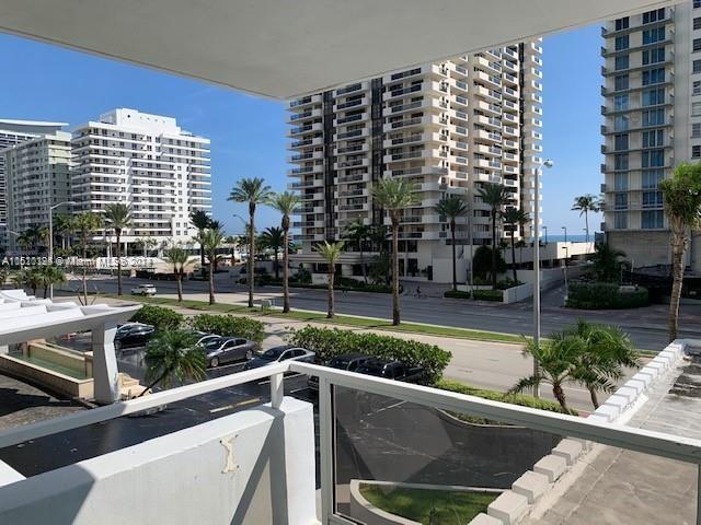 5700 Collins Ave 3D, Miami Beach, Florida 33140, 2 Bedrooms Bedrooms, ,2 BathroomsBathrooms,Residential,For Sale,5700 Collins Ave 3D,A11510124