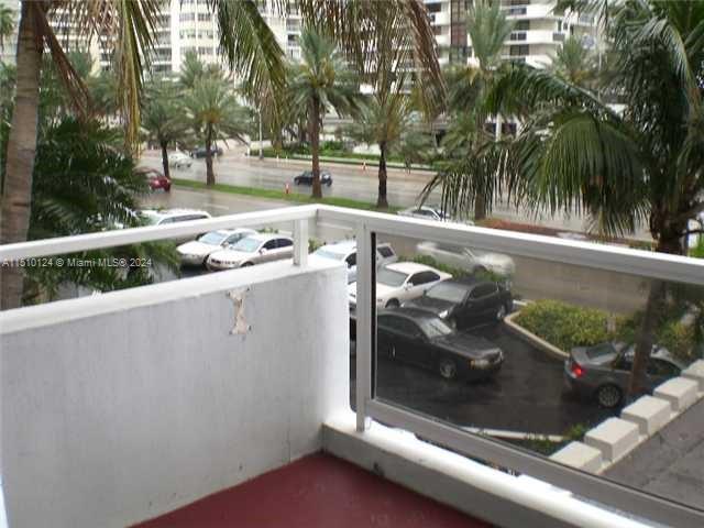 5700 Collins Ave 3D, Miami Beach, Florida 33140, 2 Bedrooms Bedrooms, ,2 BathroomsBathrooms,Residential,For Sale,5700 Collins Ave 3D,A11510124