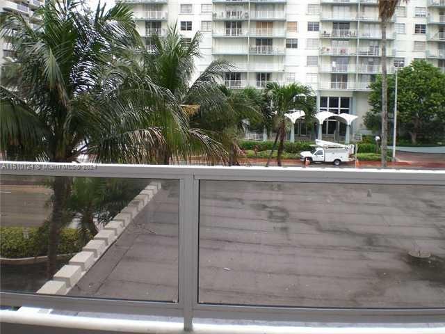 5700 Collins Ave 3D, Miami Beach, Florida 33140, 2 Bedrooms Bedrooms, ,2 BathroomsBathrooms,Residential,For Sale,5700 Collins Ave 3D,A11510124