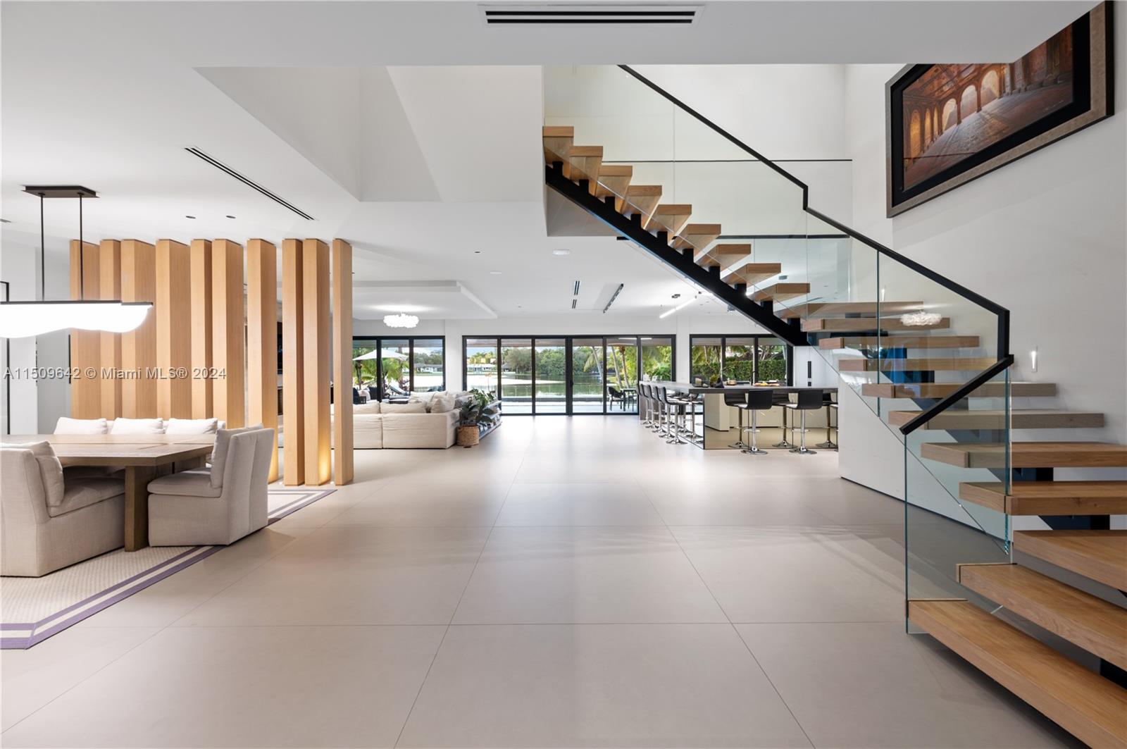 16020 Troon Cir, Miami Lakes, FL, 33014 United States, 5 Bedrooms Bedrooms, ,5 BathroomsBathrooms,Residential,For Sale,Troon Cir,A11509642