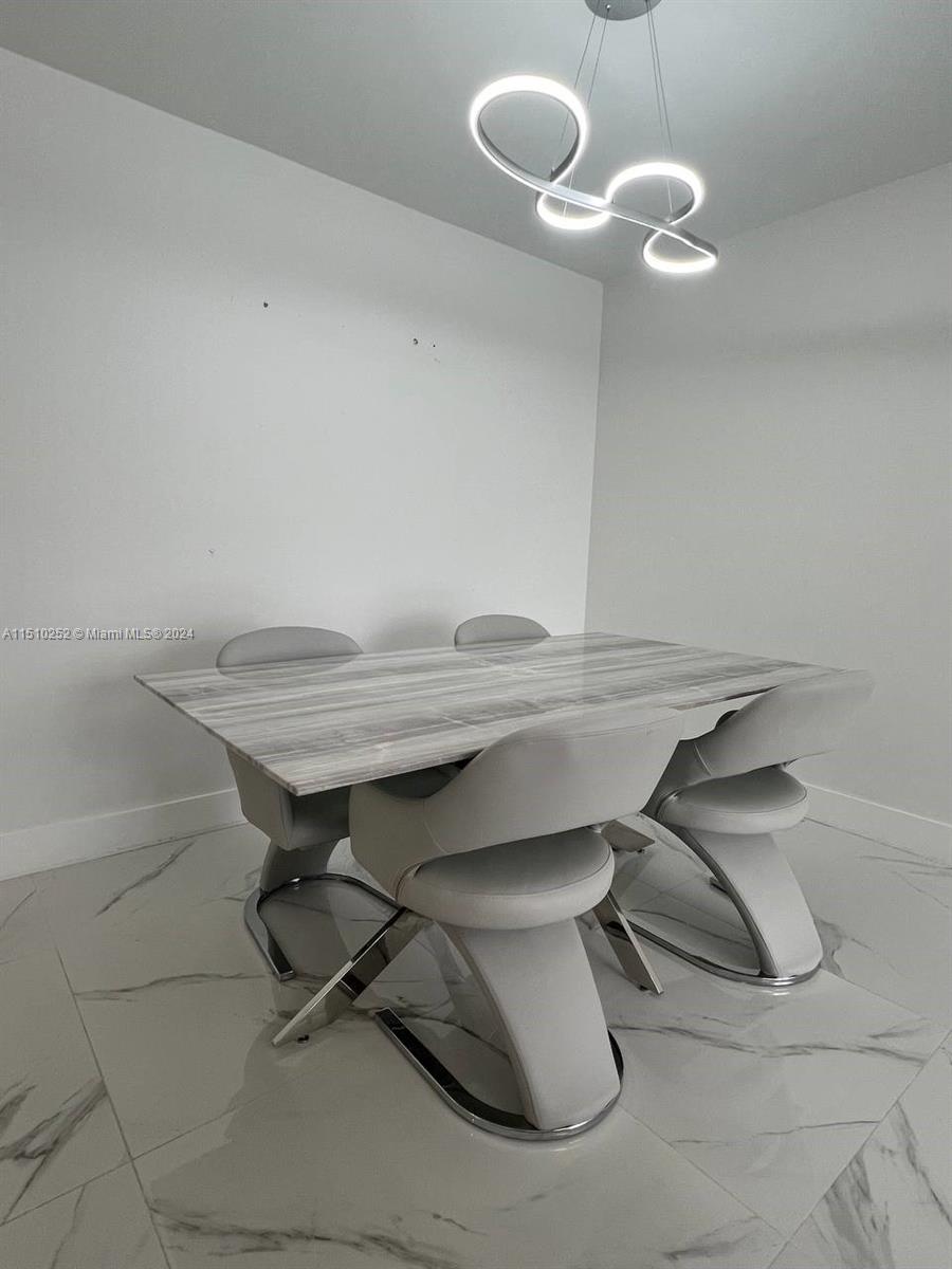 20100 W Country Club Dr 407, Aventura, Florida 33180, 2 Bedrooms Bedrooms, ,2 BathroomsBathrooms,Residential,For Sale,20100 W Country Club Dr 407,A11510252